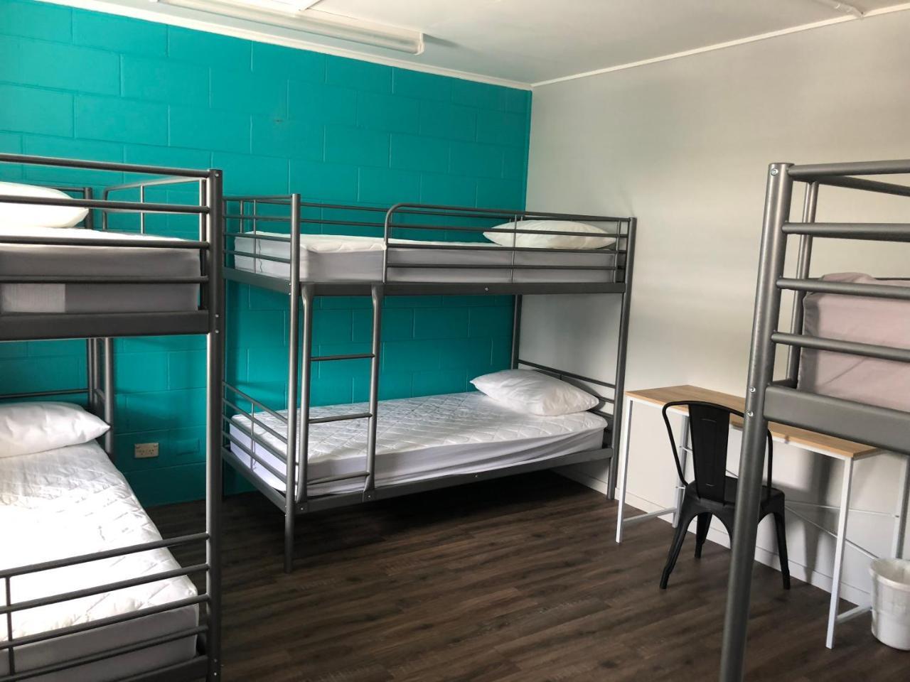 Reef Backpackers Hostel Cairns Exterior photo