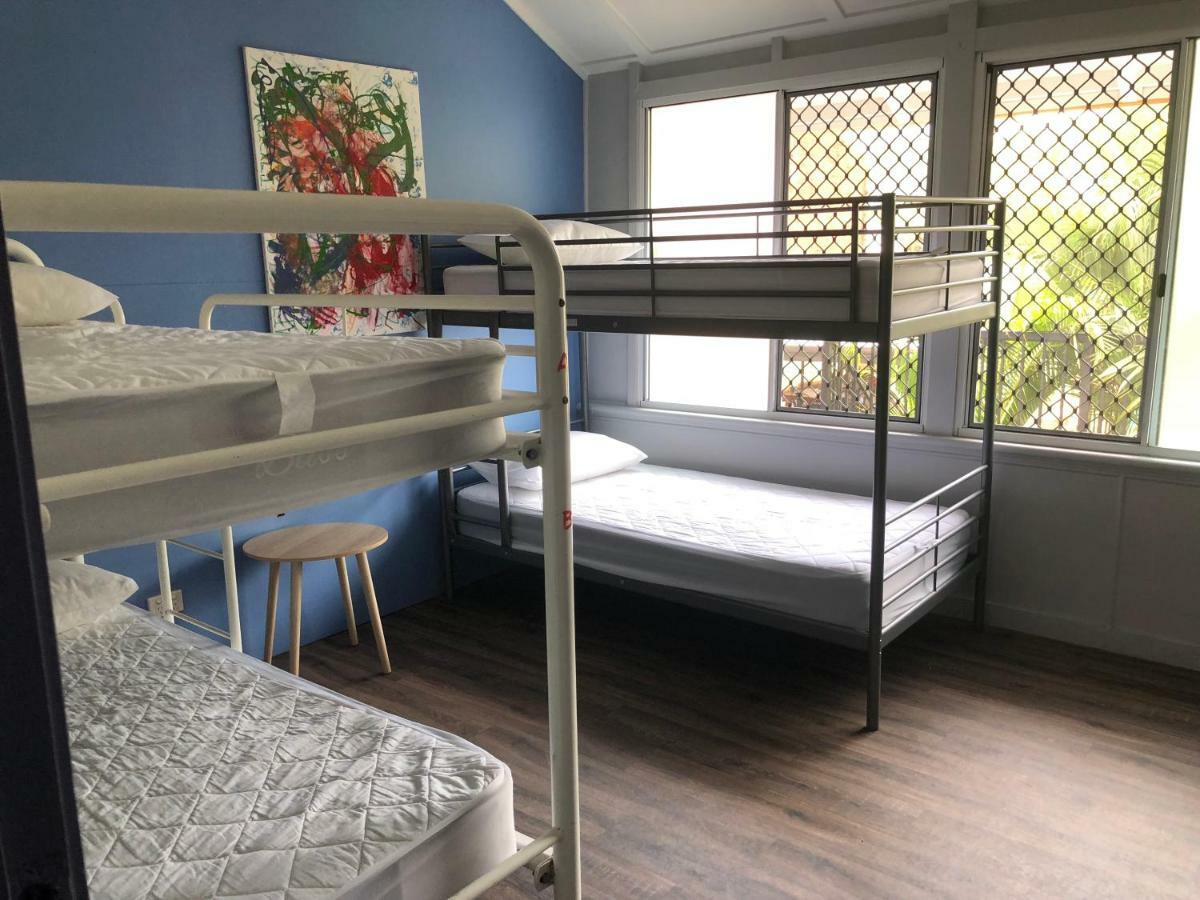 Reef Backpackers Hostel Cairns Exterior photo